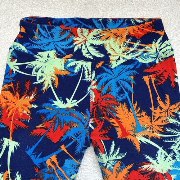 LuLaroe Palm Trees Leggings. OS - Picture 4 of 7